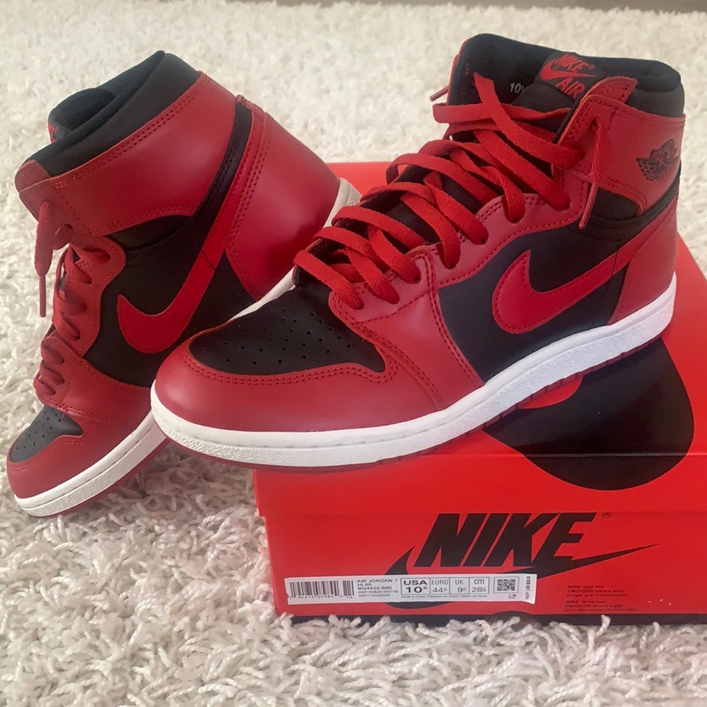 Air Jordan Retro 1 Reverse Bred 85